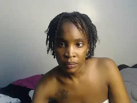Prettypixxiee live