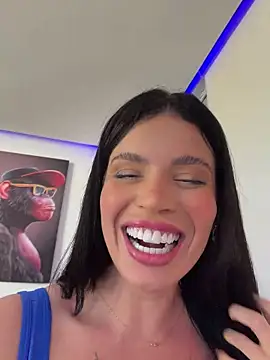 Rafaellaz live