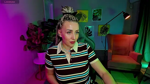 MonicaRiley live