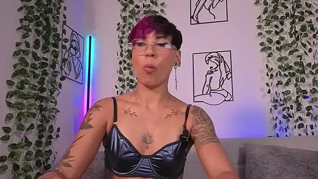 MiaMorgan_ live