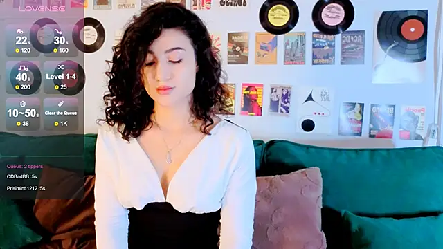 Maya_Rogerss live