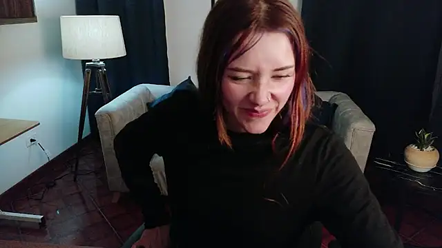 Emily_Cherry_ live