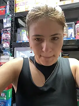 Andrea_19blonde live