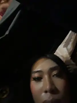 hugecock_tamira live