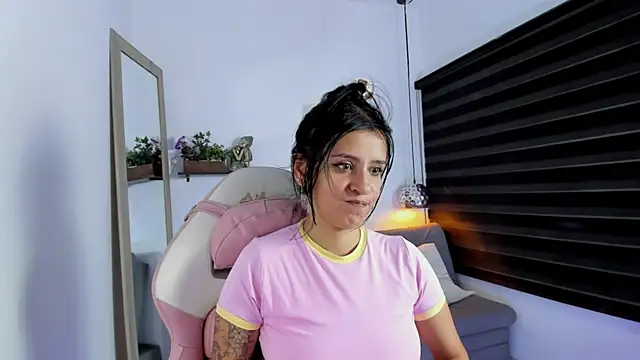 yenny_garcia live