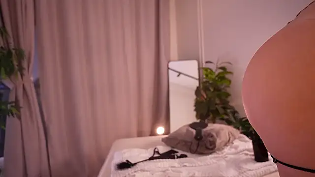 Angell_Wild live