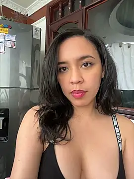 Esmerald_1111 live