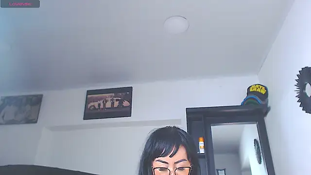 Vicky_hotmilf live
