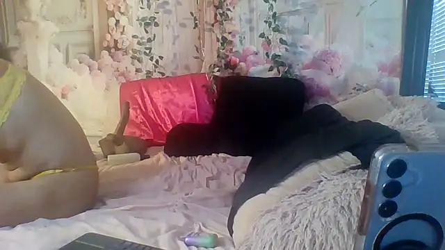 JazminSteele live