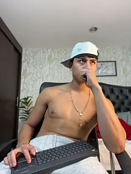 Lander_Cruz live