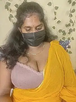 Sravani_cutee_ live