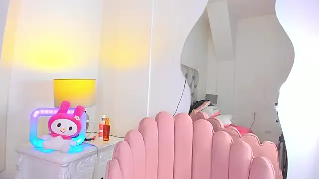 dolly_kitter live