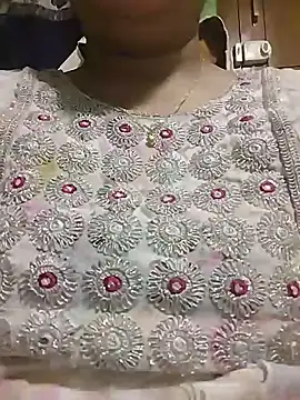 Monika_telugu_queen live