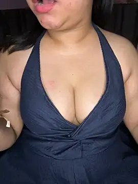 urs_sexy_sara live