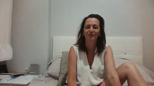 ArianaStarr live