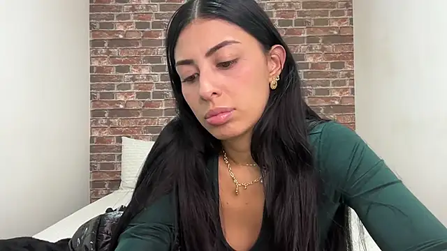 AbrilSantosxo live