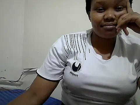 QueenAtynat live