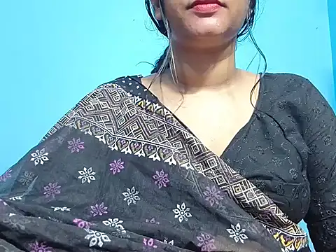 Adhiti_1 live