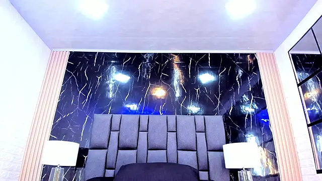 BustyGlow live