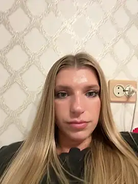 adel_secret live
