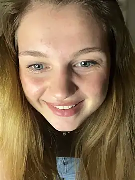 Emaline_Fane live