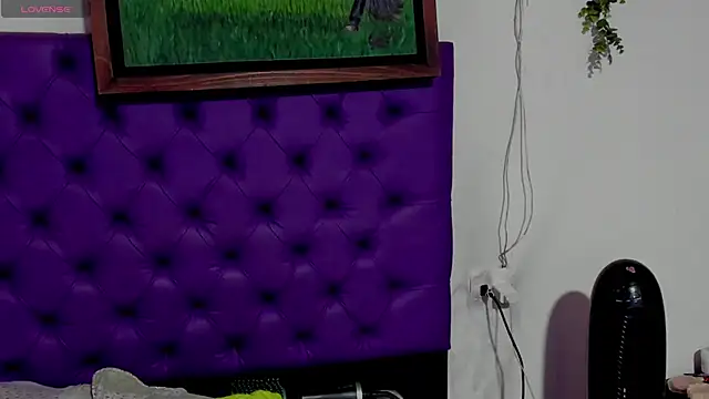 Cloeandtyfanny live