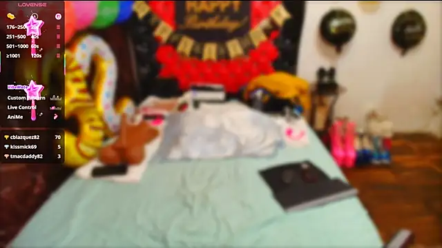 WooW_HotBig_Ass live