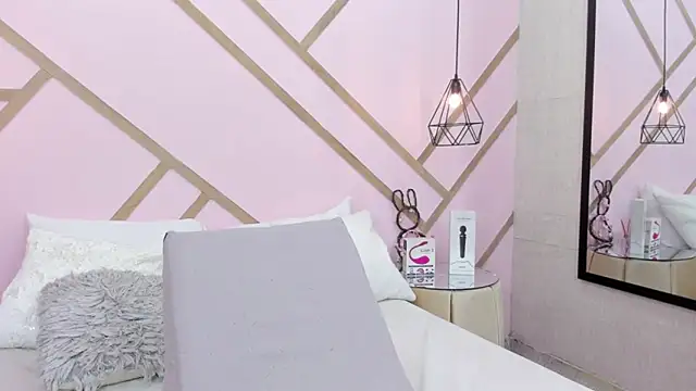 Cloe_Laurenth live
