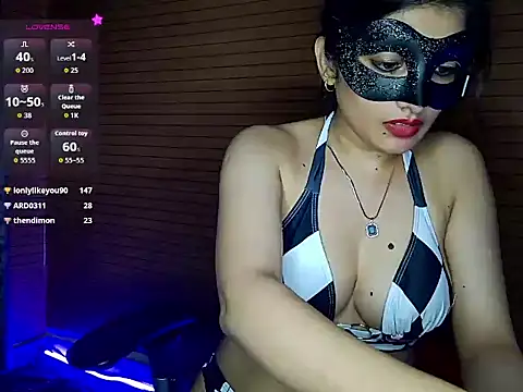 Luv_is_Live live