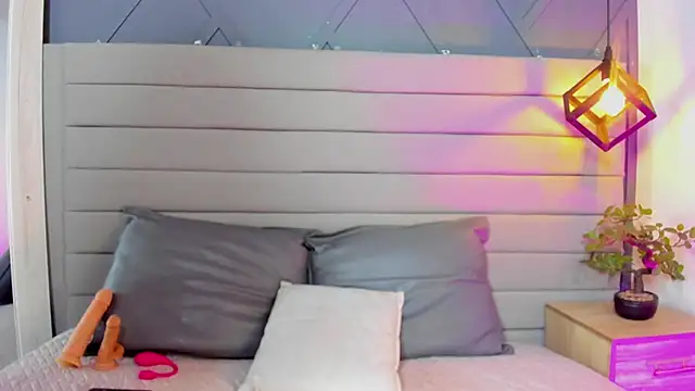 Miia_ferrarii live