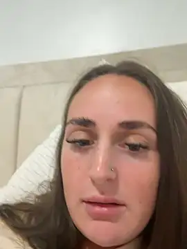 DenaLuxx live