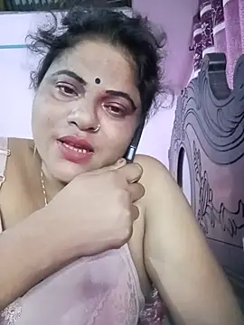 Maya_Vabi live