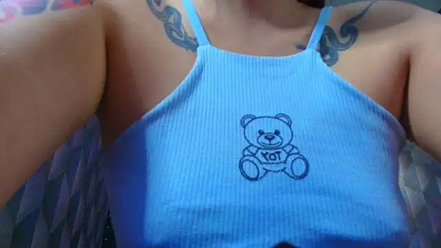 LiaHarryis live