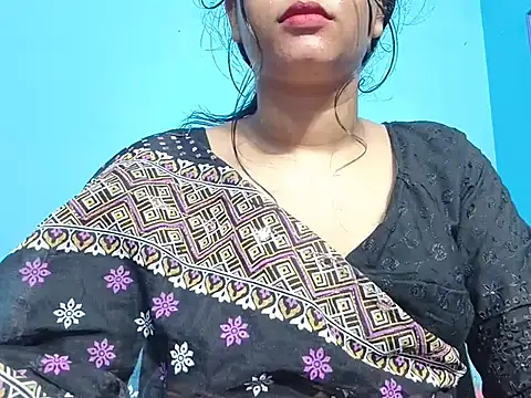 Adhiti_1 live