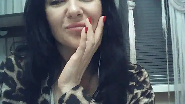 Camilynbi live
