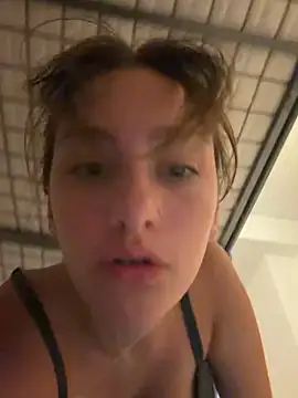 Violet_Velvet live