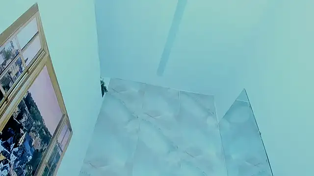 EllyBloom live