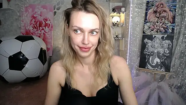 NickyAdamidi live