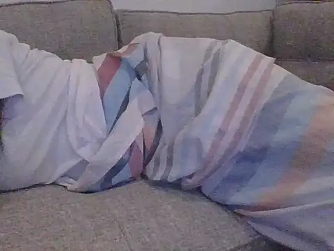Hotty-booty1 live