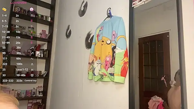 SkinnyWhiteAngel live
