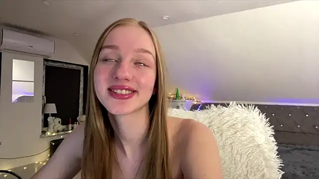 Anika_Socutehe live