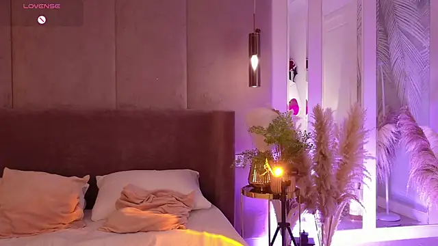 Smiley_Mia live
