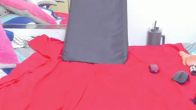 madelinesquirt live