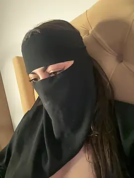 Hot-Sarah-arab live