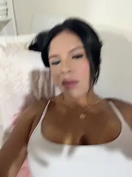 Elara_Luxe live