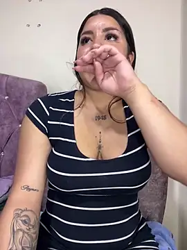 LunaGirl2026 live