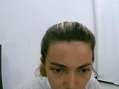 VittoriaTaylor live