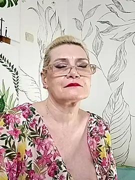 Catty_Lady live