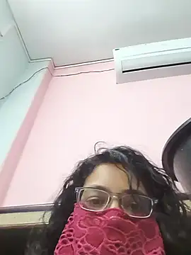 PallaviRathoreLive live
