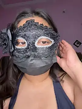 urs_sexy_sara live